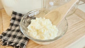 How to Make Raw Milk Kefir (And Why You Should!)