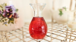 How to Make Lavender Vinegar for Natural Cleaning